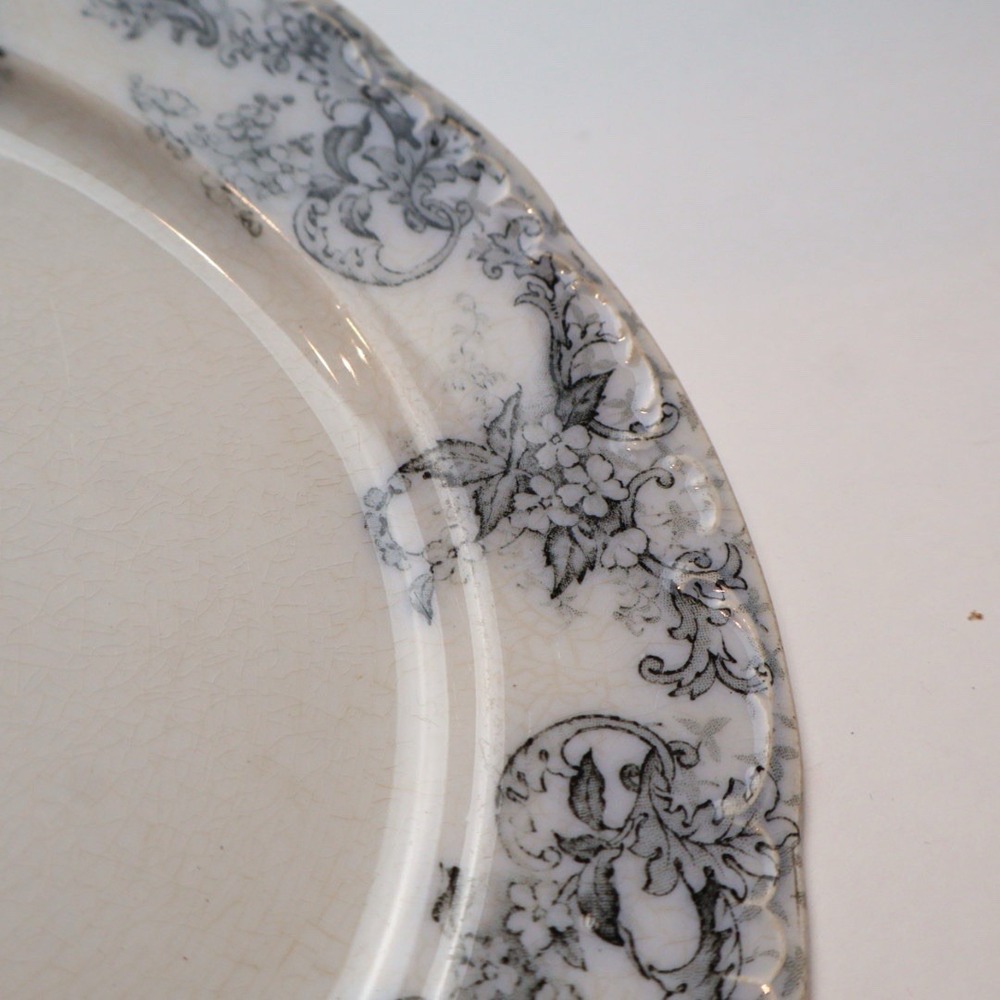 Antique Bridgwood & Son Clarence Opaque Transferware Plate Scalloped Edge - Picture 4 of 7